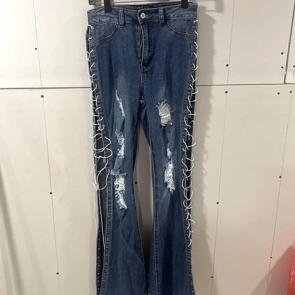Side-Stringed Jeans - Main Image